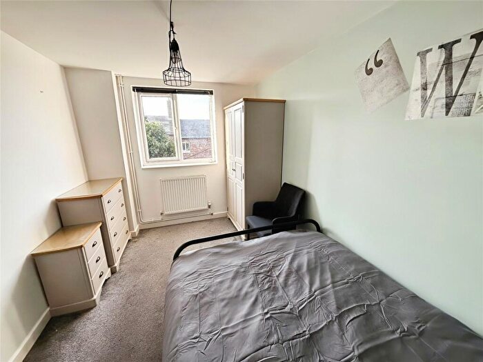 1 Bedroom Property To Rent In Colliery Road, Church Gresley, Swadlincote, Derbyshire, DE11
