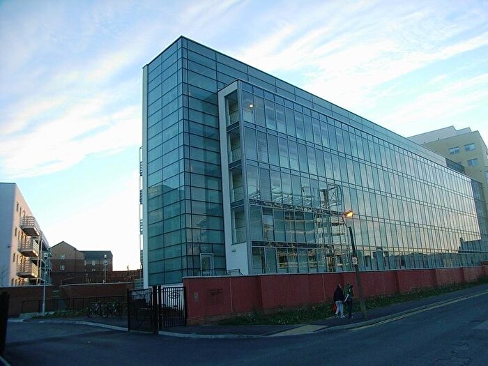2 Bedroom Apartment To Rent In Cherry Street, Sheffield, S2