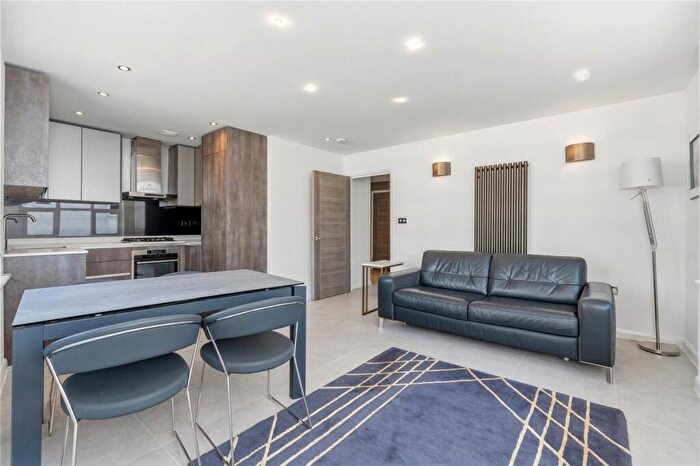 1 Bedroom Apartment For Sale In Royal Mint Street, London, E1
