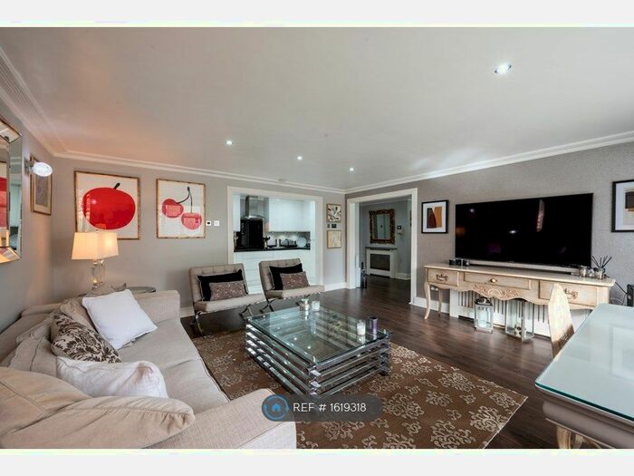 2 Bedroom Flat To Rent In Harrods Village, London, SW13