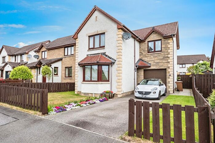 3 Bedroom Detached House For Sale In Holm Dell Drive, Inverness, IV2