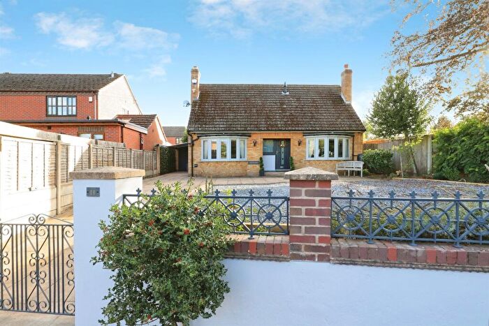 3 Bedroom Detached House For Sale In Tan Lane, Stourport-On-Severn, DY13
