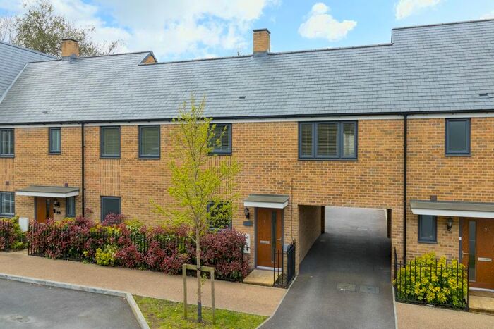2 Bedroom Mews To Rent In Whatman Drive, Maidstone, ME14