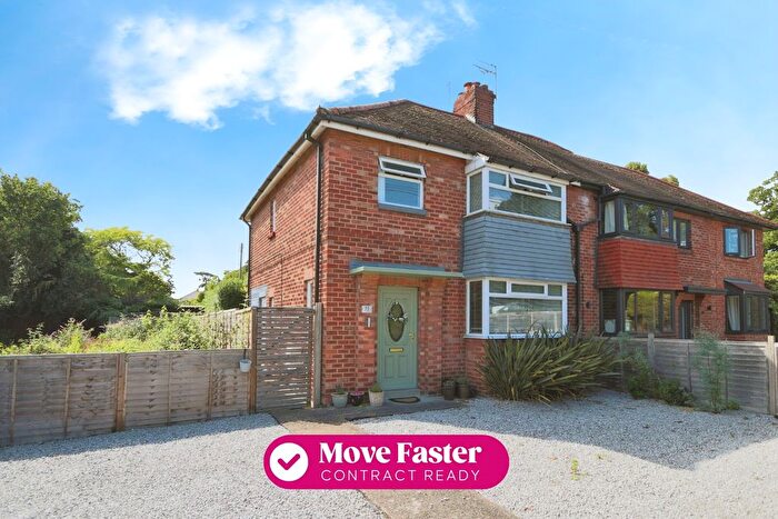 3 Bedroom Semi-detached House For Sale In Park Avenue, Brandesburton, YO25
