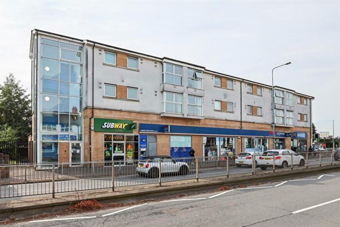 2 Bedroom Apartment To Rent In Parkfield House, North Road, Cardiff, Cardiff, CF14