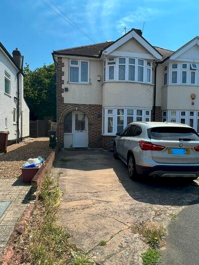 3 Bedroom Semi-Detached House To Rent In Willow Gardens, Hounslow, TW3
