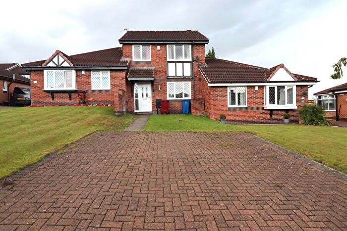 3 Bedroom Terraced House To Rent In Langho Street, Blackburn, BB2