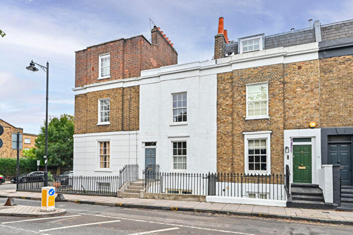 2 Bedroom Terraced House To Rent In Islington Park Street, Islington, London, N1
