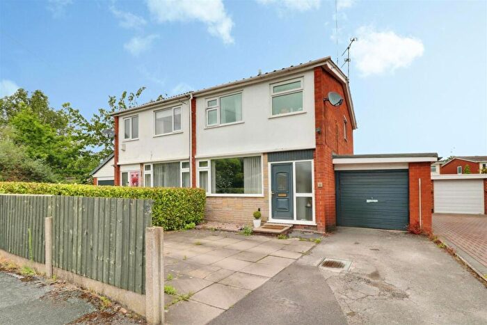 3 Bedroom Semi-Detached House For Sale In Wordsworth Way, Alsager, ST7