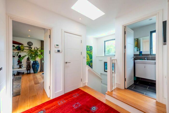 2 Bedroom Flat To Rent In Alton Road, Roehampton, London, SW15