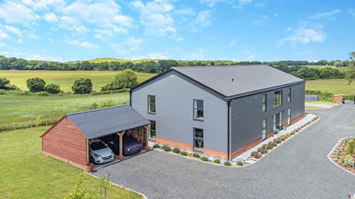 4 Bedroom Detached House For Sale In Well Road, Crondall, Farnham, Surrey, GU10