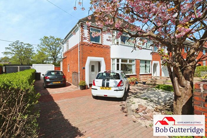 3 Bedroom Semi-Detached House For Sale In Hanbridge Avenue, Bradwell, Newcastle, ST5