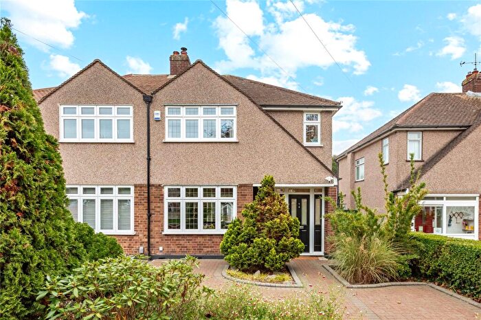 3 Bedroom Semi-Detached House For Sale In Helmsdale Road, Romford, RM1