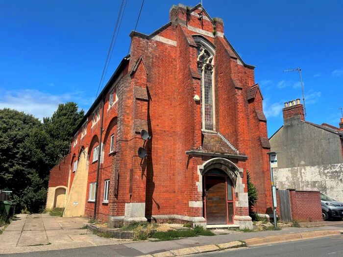 1 Bedroom Flat To Rent In Chickerell Road, Chickerell, Weymouth, DT4