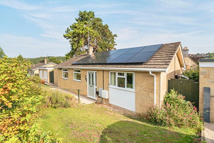 2 Bedroom Bungalow For Sale In Homefield, Nailsworth, Gloucestershire, GL6
