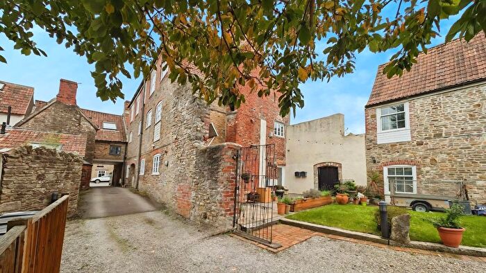 4 Bedroom Flat For Sale In High Street, Wickwar, Wotton-Under-Edge, GL12