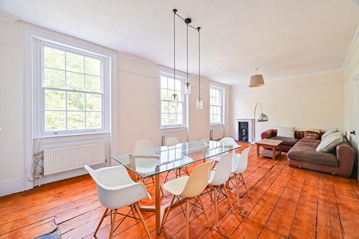 3 Bedroom Flat To Rent In Compton Terrace, Highbury And Islington, London, N1