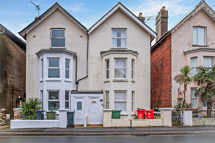 3 Bedroom Semi-Detached House For Sale In Avenue Road, Sandown, PO36