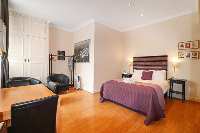 1 Bedroom Flat To Rent In Cathedral Road, Cardiff, CF11