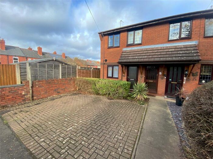 1 Bedroom Apartment To Rent In Victoria Road, Halesowen, West Midlands, B62