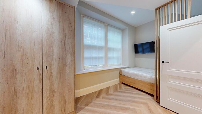 Studio To Rent In Draycott Avenue, London, SW3