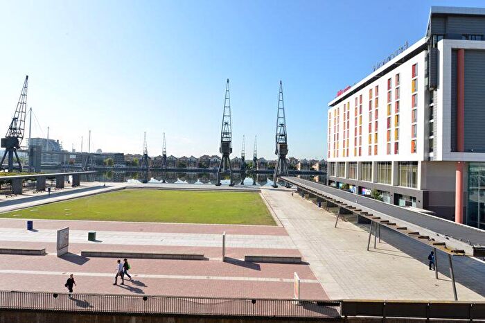 1 Bedroom Apartment For Sale In Warehouse W, Western Gateway, Royal Victoria, E16