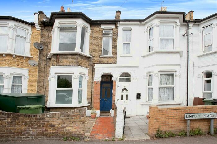 1 Bedroom Flat To Rent In Lindley Road, Leyton, E10