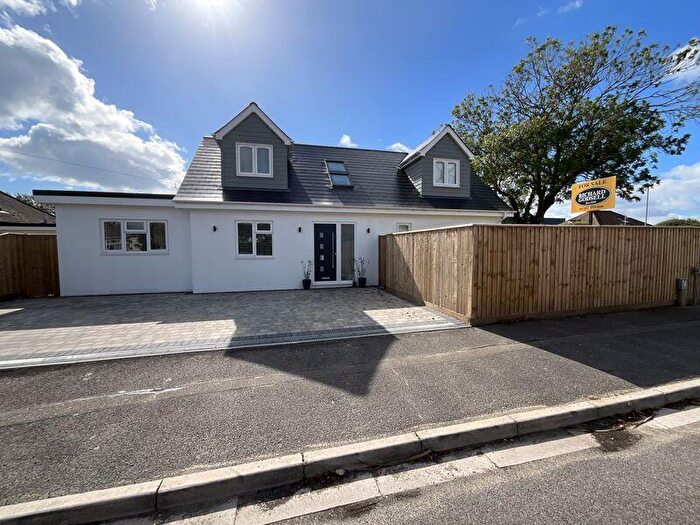 3 Bedroom Detached House For Sale In Mudeford Christchurch, BH23
