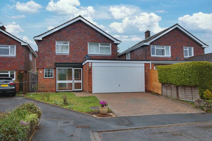 4 Bedroom Detached House For Sale In Rownhams, SO16