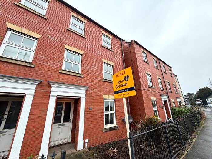 3 Bedroom End Of Terrace House To Rent In Church Street, Uttoxeter, ST14