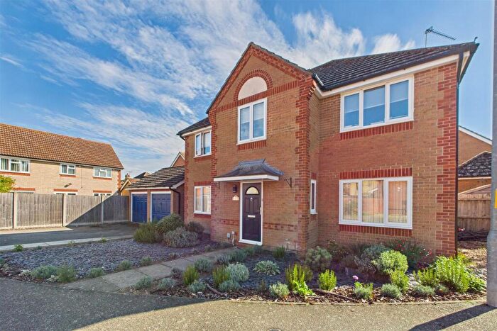 4 Bedroom Detached House For Sale In Nightingale Way, Thetford, IP24