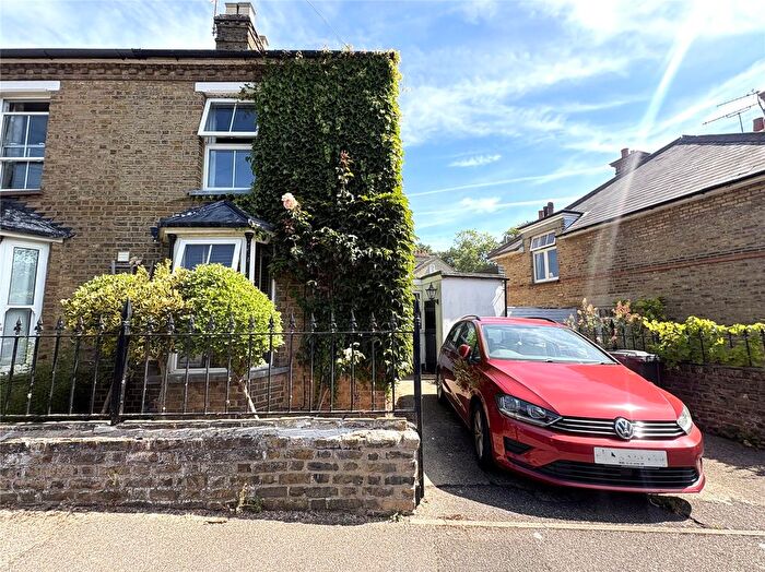 3 Bedroom End Of Terrace House To Rent In Fanshawe Street, Hertford, Hertfordshire, SG14