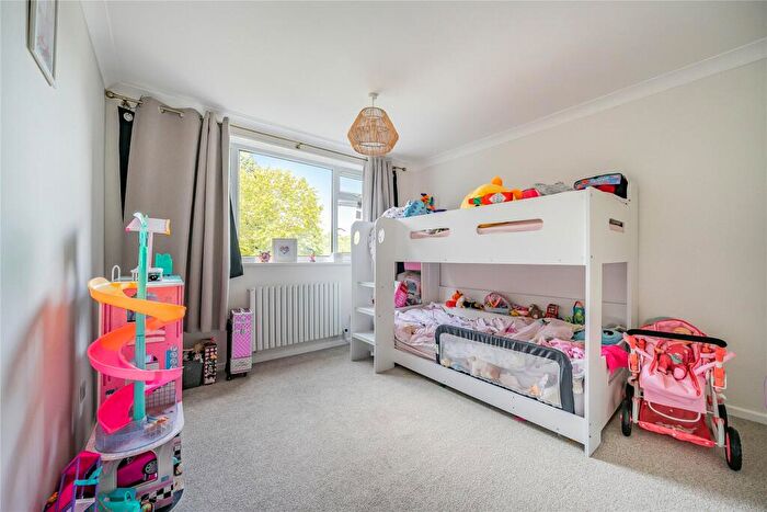 2 Bedroom Flat For Sale In Clarence House, Queens Road, Hersham, KT12