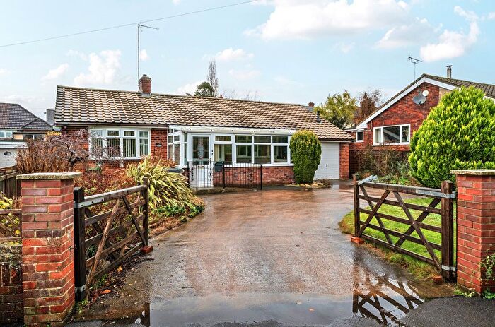 3 Bedroom Bungalow For Sale In Lower East Coker Road, Yeovil, Somerset, BA20