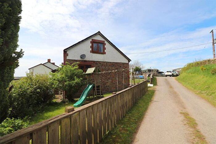 3 Bedroom Barn Conversion For Sale In Clawton, Holsworthy, Devon, EX22