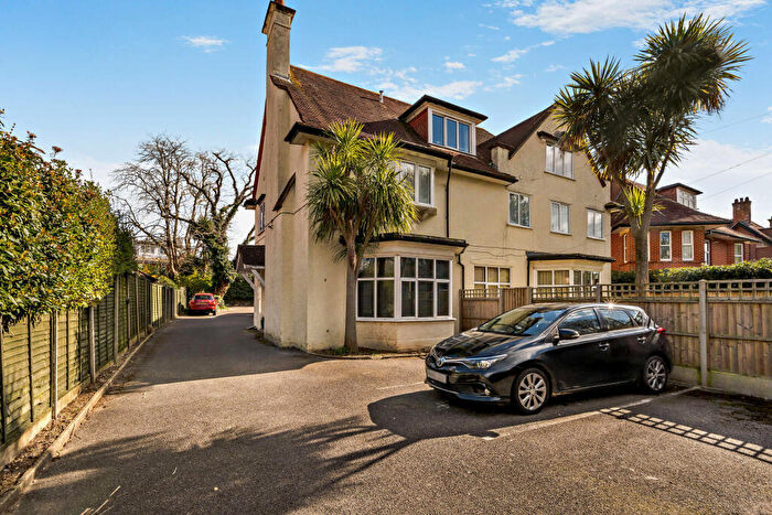 2 Bedroom Flat For Sale In Wingfield Court, Portchester Road, Bournemouth, BH8