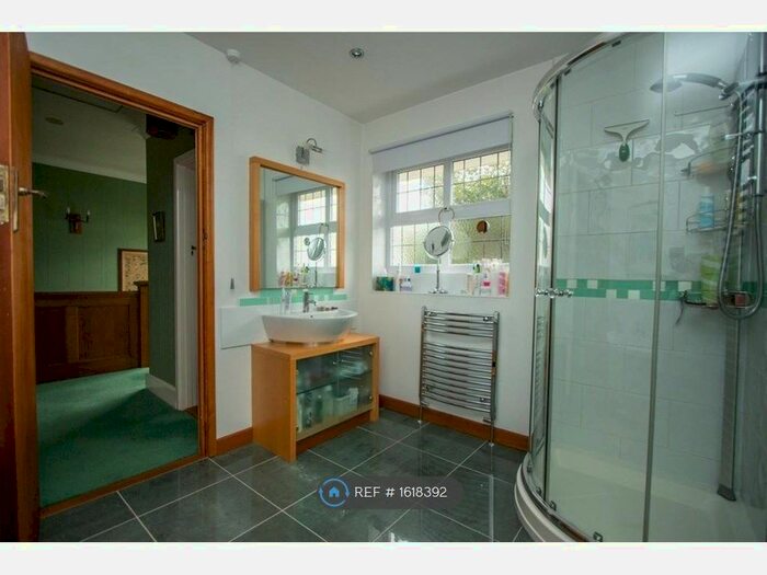 3 Bedroom Detached House To Rent In The Grove, Plymouth, PL3