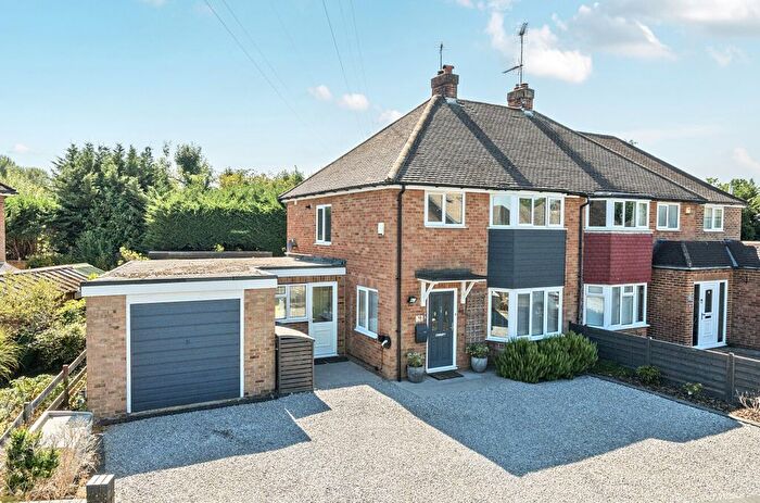 3 Bedroom Semi-Detached House For Sale In Reeves Way, Wokingham, Berkshire, RG41