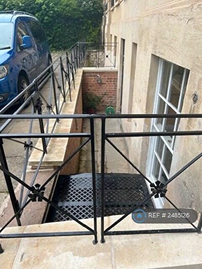 2 Bedroom Flat To Rent In Lansdown Place, Cheltenham, GL50