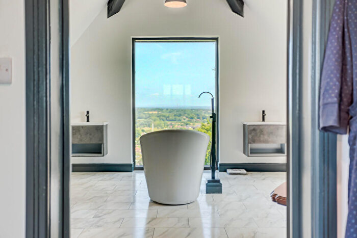 5 Bedroom Detached House For Sale In Bostal Road, Steyning, BN44