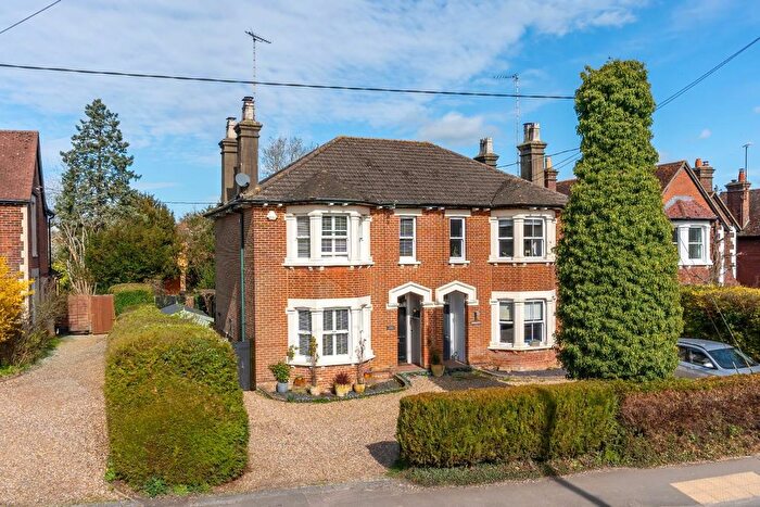 4 Bedroom Property For Sale In Aylesbury Road, Tring, HP23