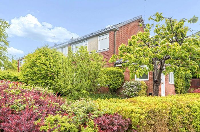 4 Bedroom Semi-Detached House To Rent In Nursery Road, Alresford, Hampshire, SO24