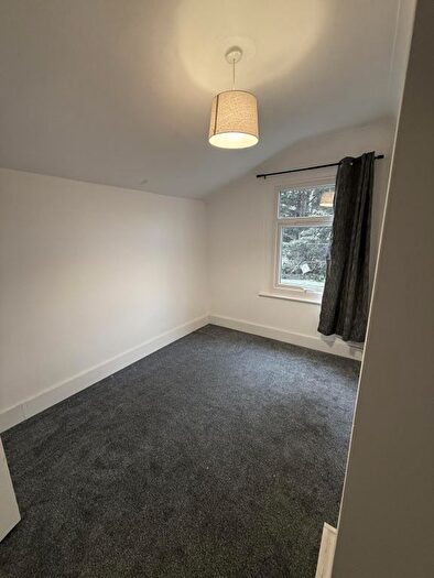 1 Bedroom Flat To Rent In Westdown Road, E15