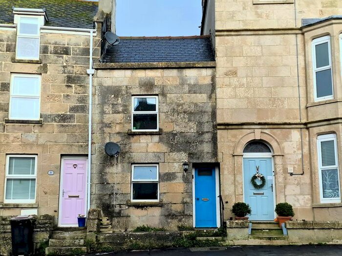 3 Bedroom Terraced House To Rent In Straits, Portland, DT5