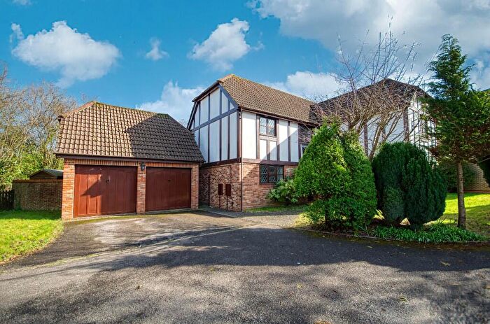 5 Bedroom Detached House For Sale In Hornbeam Gardens, West End, Hampshire, SO30