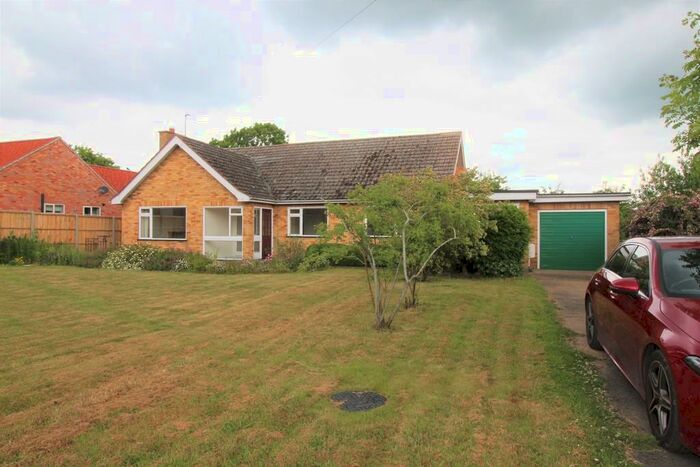 2 Bedroom Detached Bungalow To Rent In Mays Lane, Saxilby, Lincoln, LN1