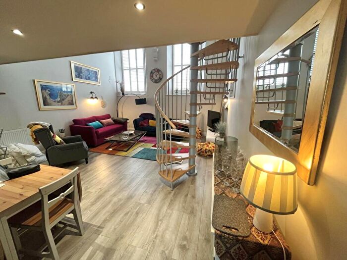 1 Bedroom Apartment To Rent In Wensum Street, Norwich, NR3