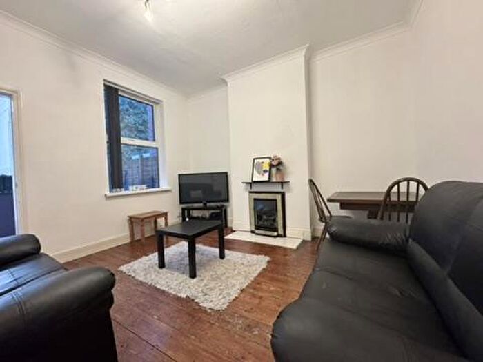 3 Bedroom Terraced House To Rent In Sefton Road, Birmingham, B16