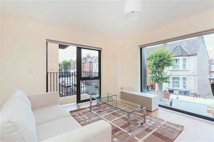 1 Bedroom Flat To Rent In Newman Close, Willesden Green, NW10