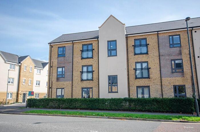2 Bedroom Flat For Sale In Goosefoot Road, Lyde Green, Bristol, BS16